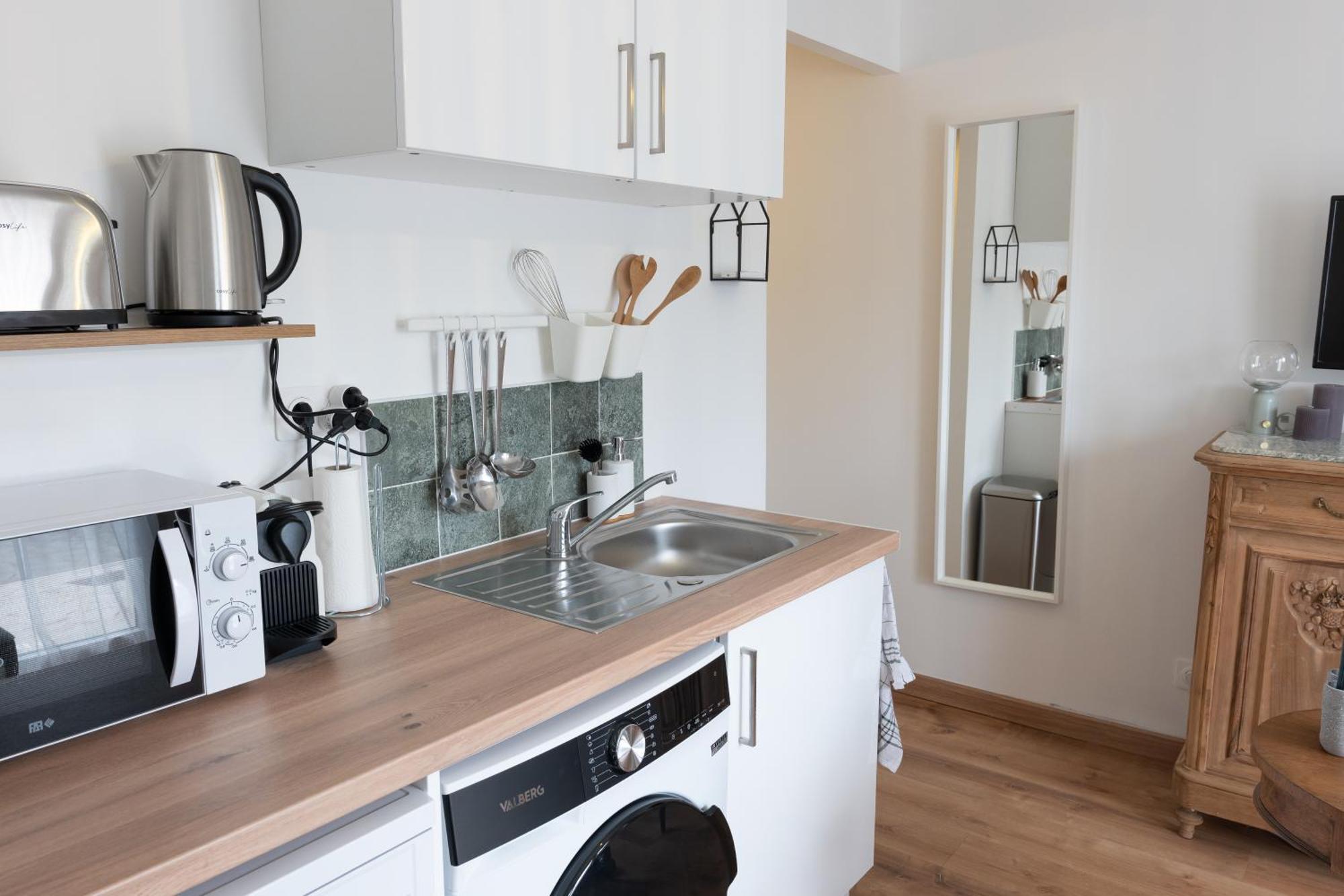 La Tiny - Sleep In La Ciotat Apartment Екстериор снимка